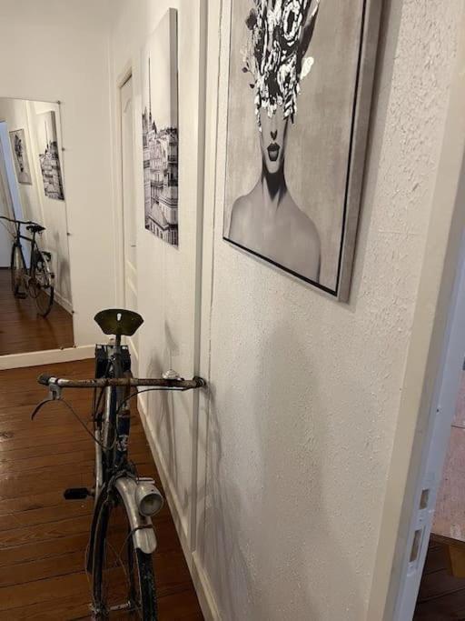 디종 Le Comte Est Bon, Quartier Antiquaires 아파트 외부 사진